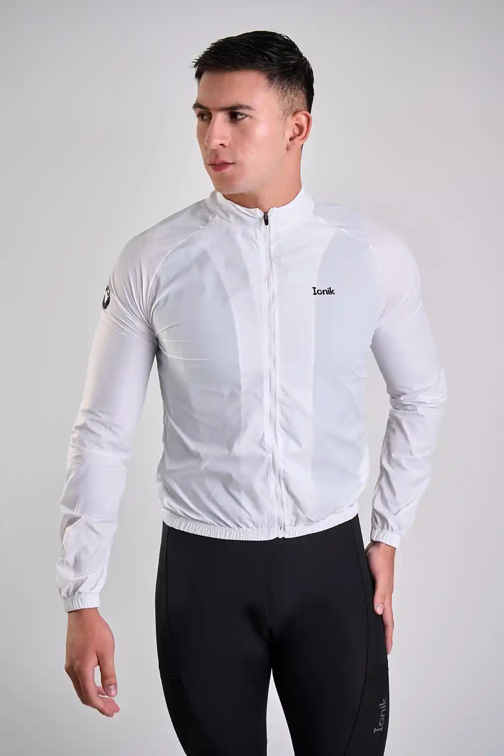 CHAQUETA ROMPEVIENTOS 2.0 LIGHT UNISEX-24