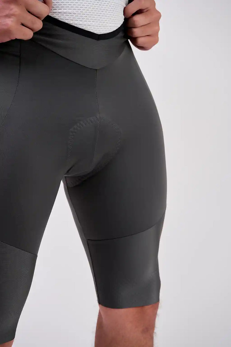 Pantaloneta Badana ONIX de ciclismo para hombre con cargadera y banda siliconada-11