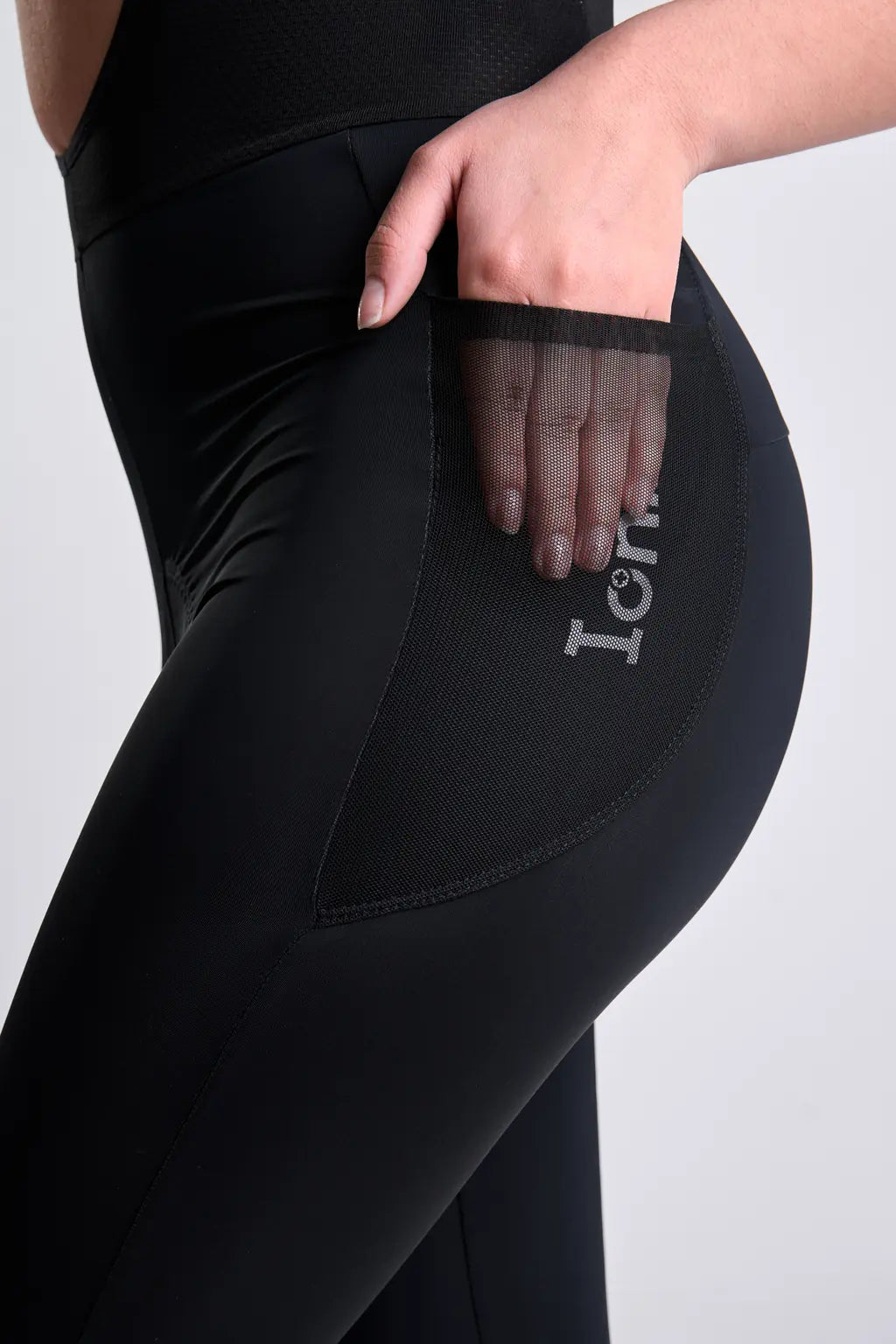 Badana Pantalón de ciclismo GRAVEL para mujer negro con cargadera
