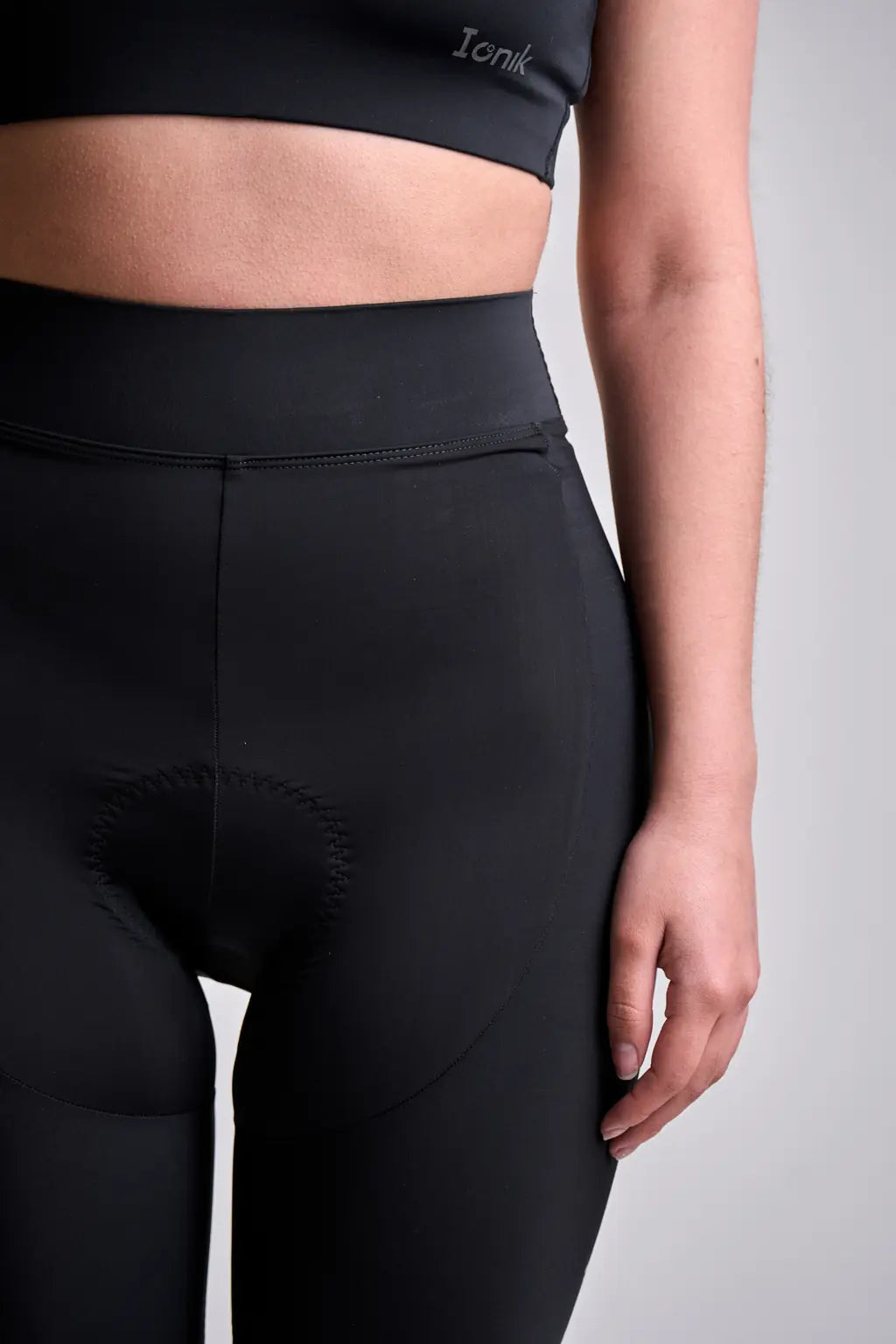 Pantaloneta Badana de Ciclismo para Mujer con banda siliconada-17