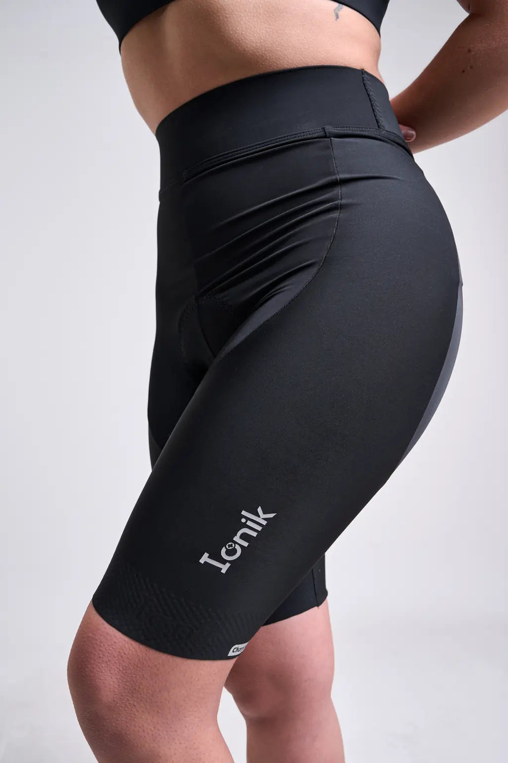 Pantaloneta Badana de Ciclismo para Mujer con banda siliconada-16