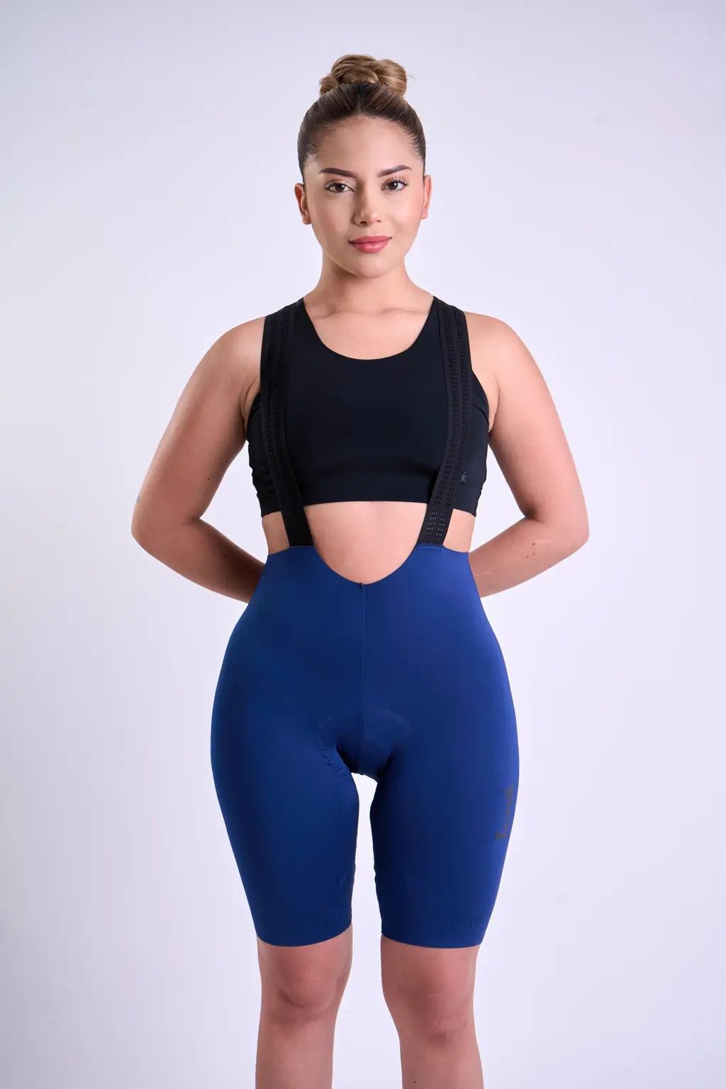 Pantaloneta Badana de Ciclismo para Mujer con Banda Siliconada y cargaderas-8