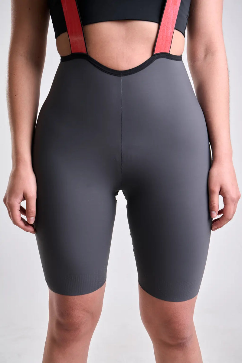 Pantaloneta Badana PRO de ciclismo para mujer con cargadera y banda siliconada-9