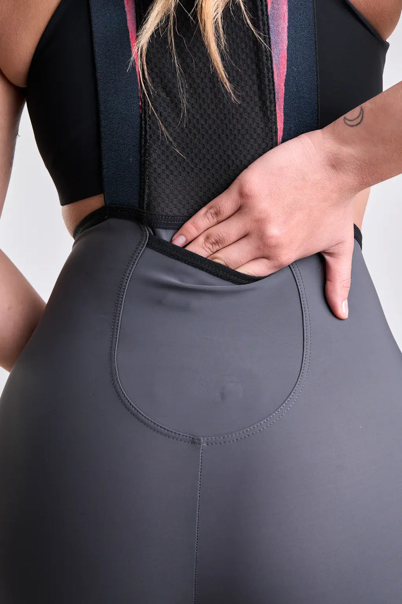 Pantaloneta Badana PRO de ciclismo para mujer con cargadera y banda siliconada-5