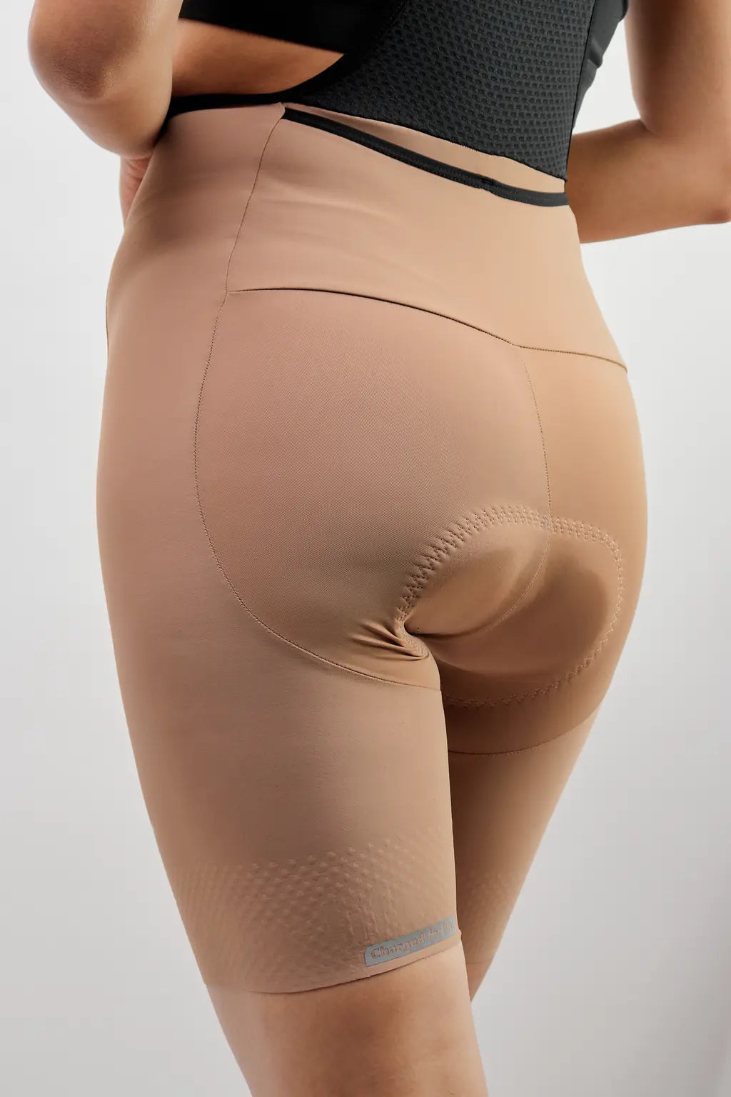 Pantaloneta Badana de Ciclismo para Mujer con Banda Siliconada y cargaderas-32