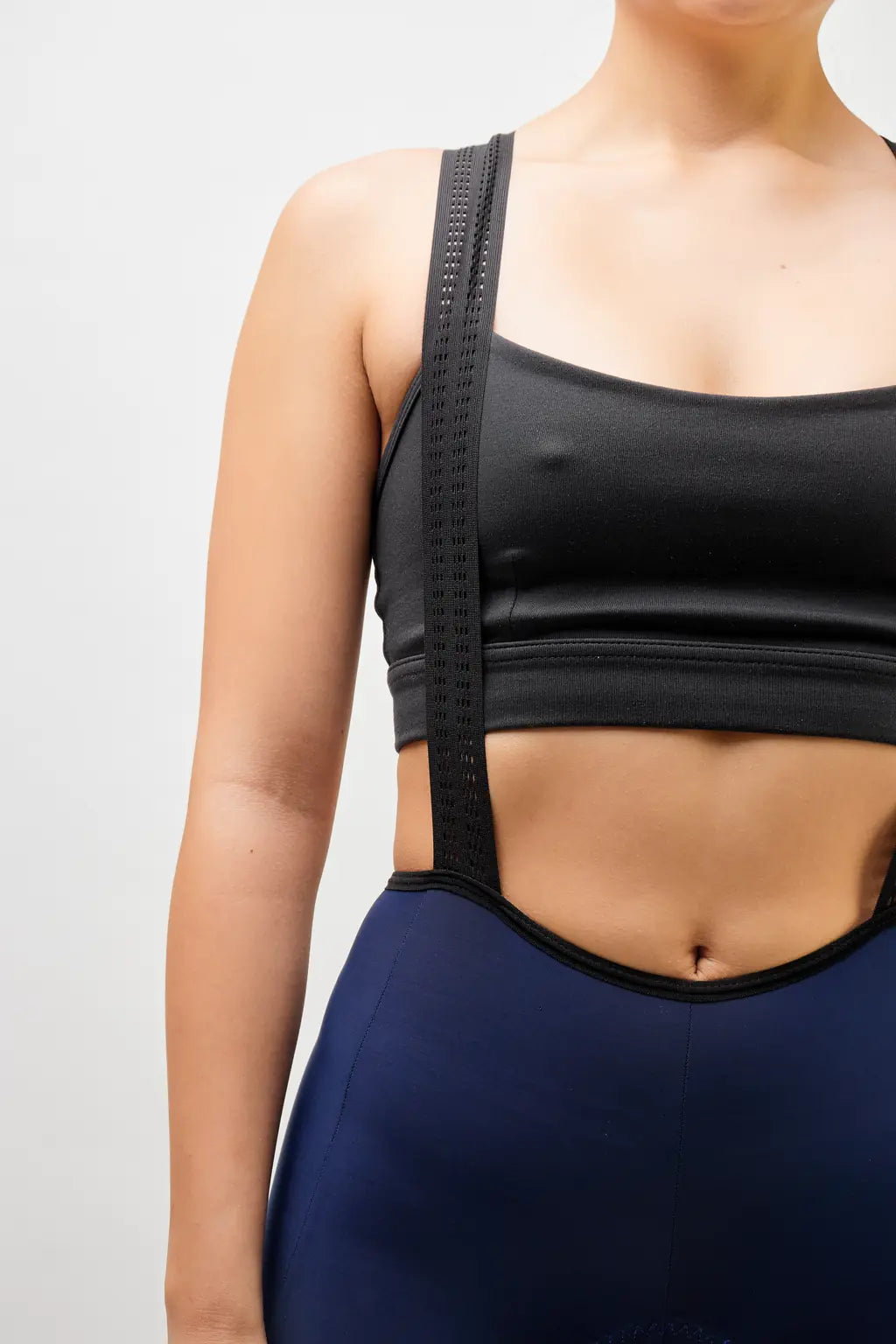 Pantaloneta Badana ONIX de ciclismo para mujer con cargadera y banda siliconada-6