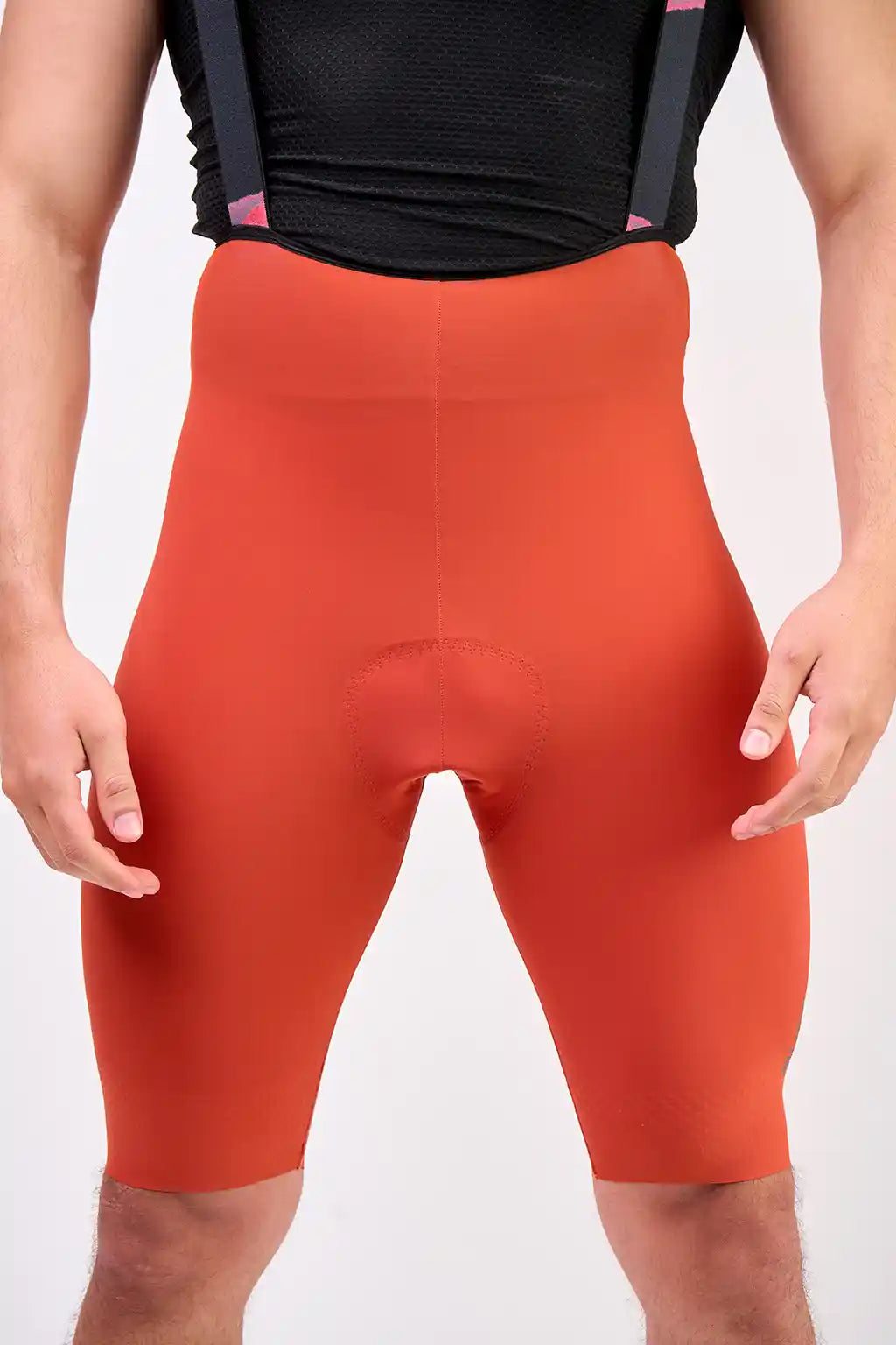 Pantaloneta Badana PRO de ciclismo para hombre con cargadera y banda siliconada