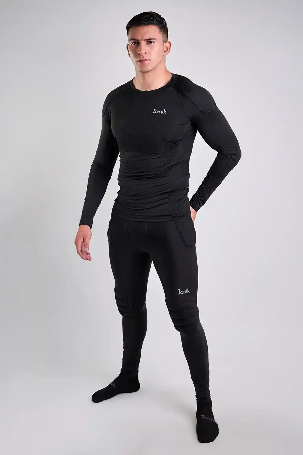 Buzo portero negro para hombre-10