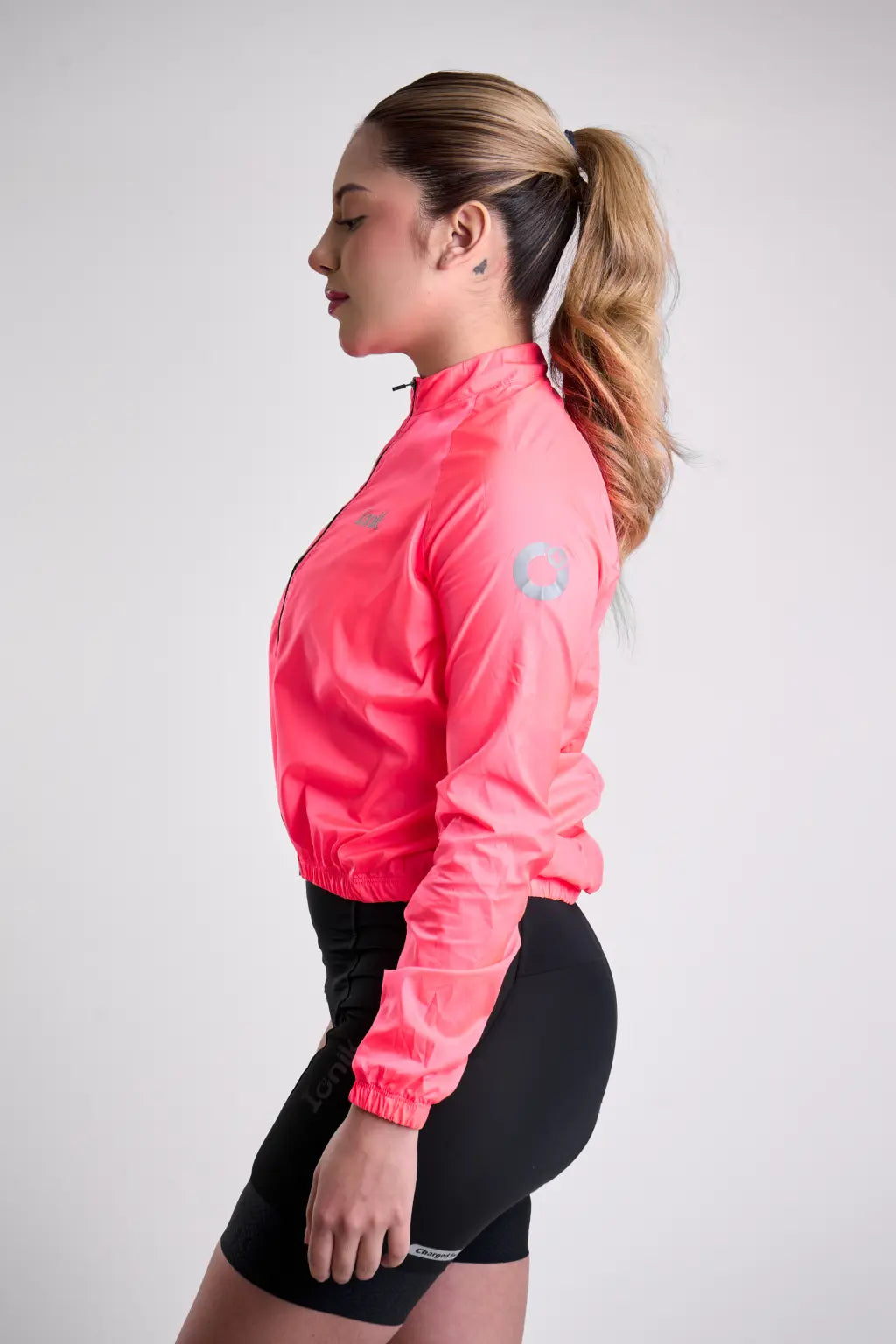 CHAQUETA ROMPEVIENTOS 2.0 LIGHT UNISEX-5