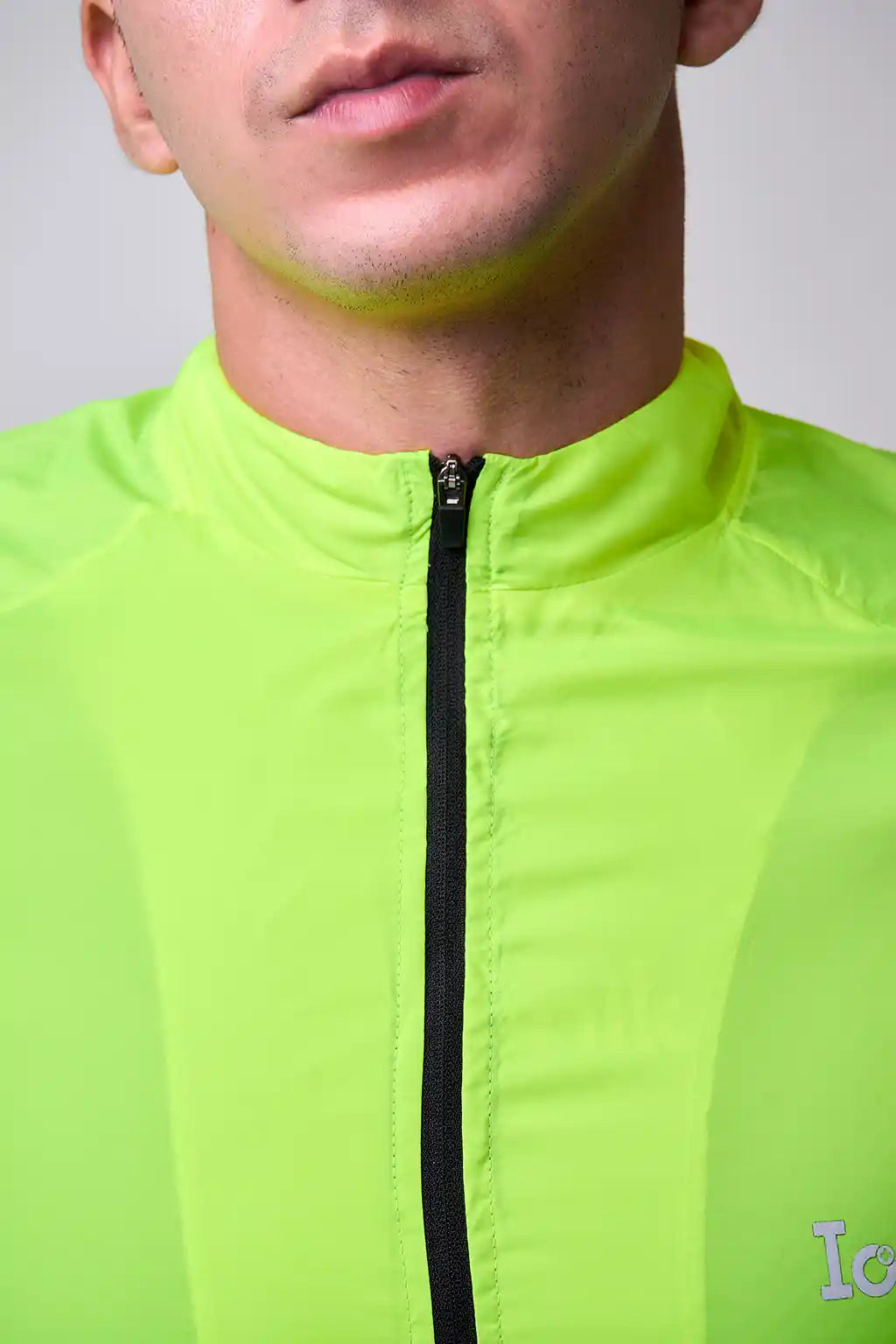 CHAQUETA ROMPEVIENTOS 2.0 LIGHT UNISEX-8