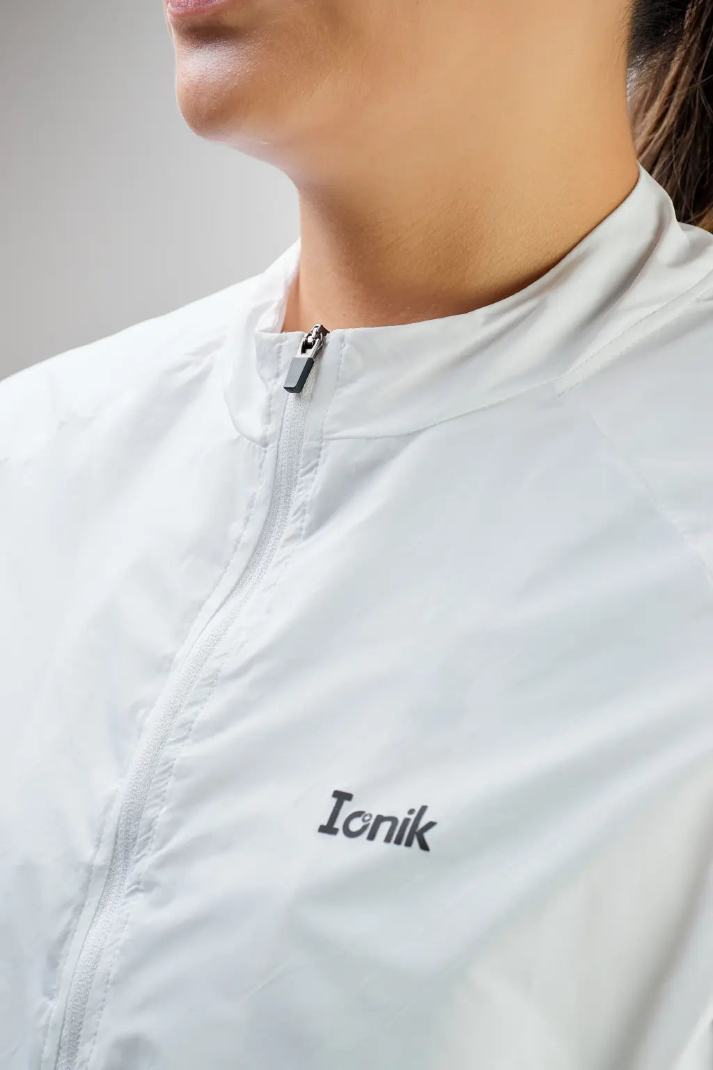CHAQUETA ROMPEVIENTOS 2.0 LIGHT UNISEX-18