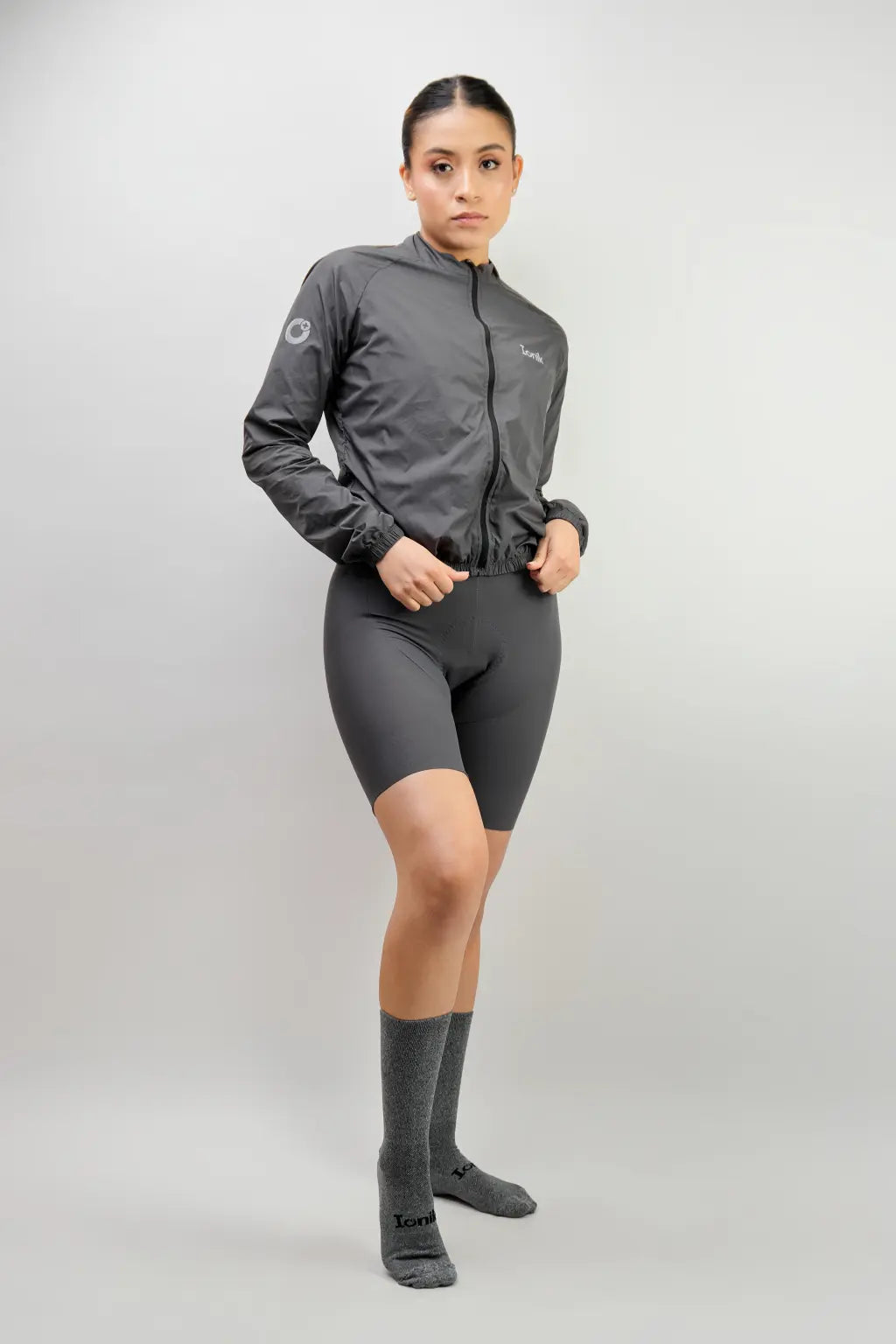 CHAQUETA ROMPEVIENTOS 2.0 LIGHT UNISEX-32