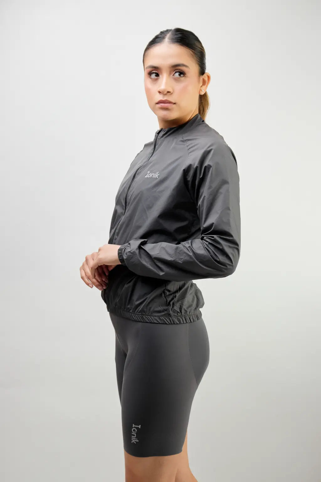 CHAQUETA ROMPEVIENTOS 2.0 LIGHT UNISEX-34